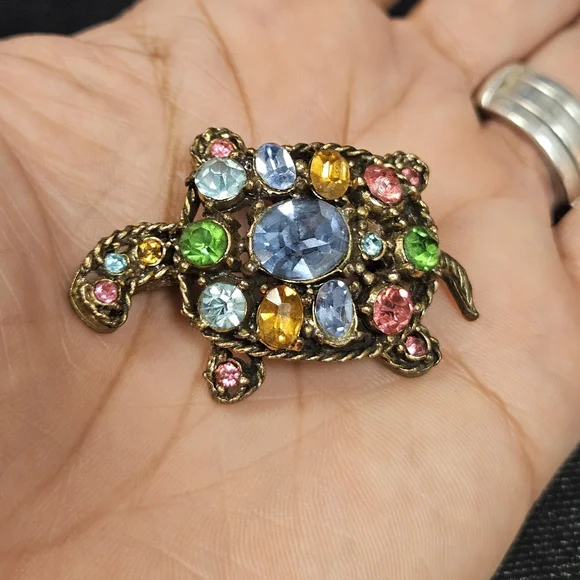 Vintage Colorful Gemstone Turtle Brooch 2" x 1.25" - Picture 4 of 4